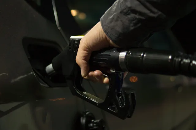 Filling up petrol tank